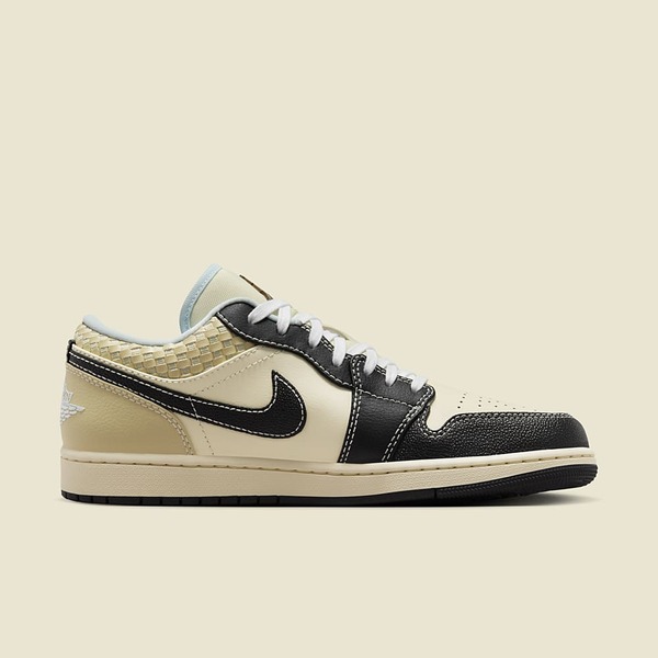 [NIKE] ★大人気★Jordan 1 Low SE Coconut Milk★関税無 Air Jordan 1 Low SE Coconut Milk Black HQ3437-101